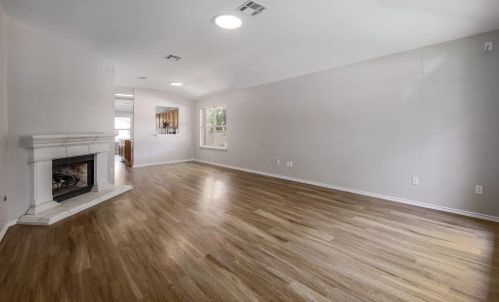 4300 Columbine Dr, Austin TX  78727-2609 exterior