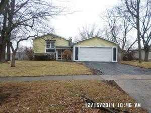 230 Cedarwood Ct, Palatine, IL 60067-2707