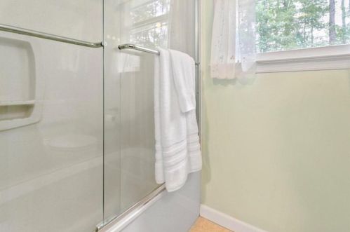 100 Bent Arrow Dr, Stockbridge GA  30281-4839 exterior