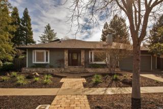 2413 Vine Hill Dr, Fairfield CA  94558-2539 exterior