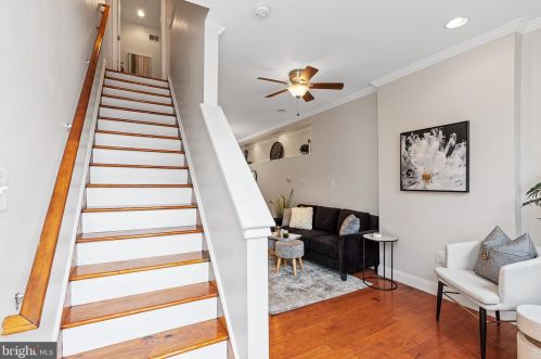 2216 Gaul St, Philadelphia, PA 19125-2912