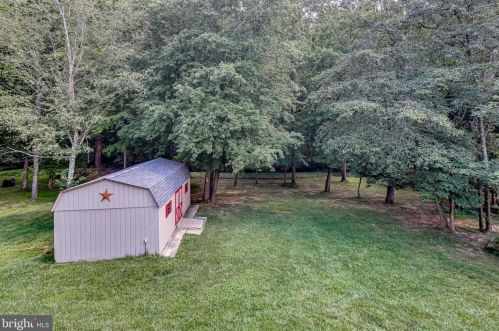 15013 Timberlake Dr, Silver Spring MD 20905-4360 exterior