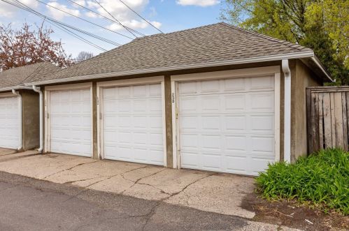 230 Dale St, Saint Paul, MN 55102-1738