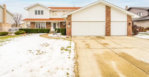 19531 Edgebrook Ln, Tinley Park, IL 60487-7018