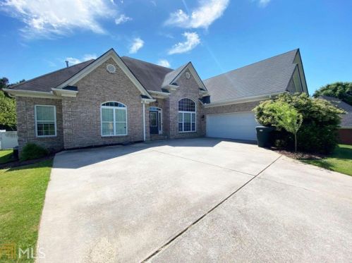 135 Anna Dr, Porterdale, GA 30014-8943