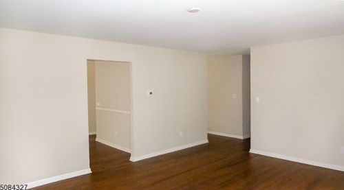 30 Kim Ln, Hackettstown NJ  07840-5624 exterior