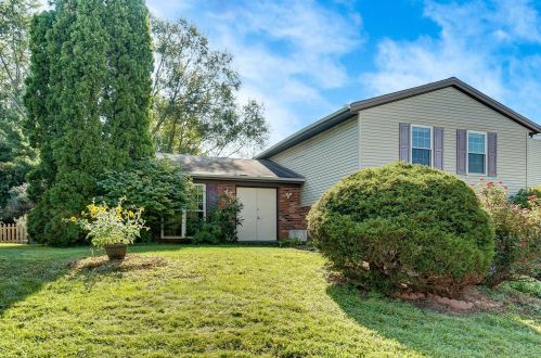 2982 Commodore Ln, Cincinnati, OH 45251-3202