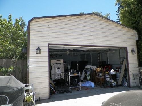 10080 Victoria Ave, Riverside CA  92503-6146 exterior