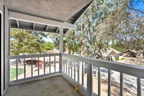 2150 Gratton St, Riverside CA  92504-5201 exterior