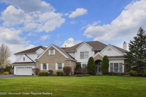68 Polo Club Dr, East Freehold, NJ 07728-8073