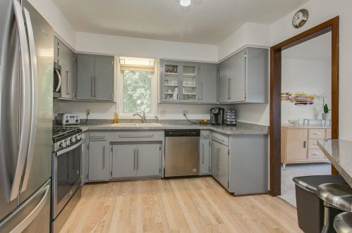 4660 Chandler Rd, Saint Paul MN  55126-6025 exterior