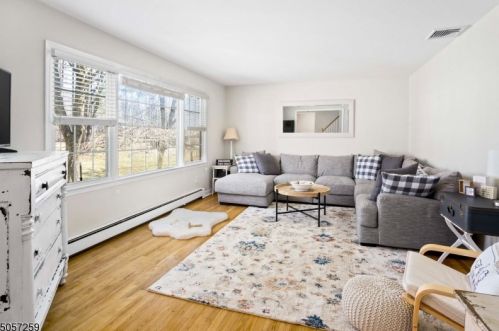 106 Pleasant Hill Rd, Dover NJ  07869-3467 exterior