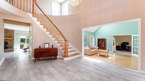 109 Oak Crest Dr, Branchburg, NJ 08853-4003
