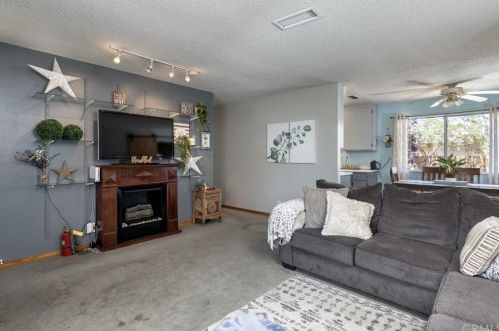 1156 Lawton Dr, Chico, CA 95973-1008
