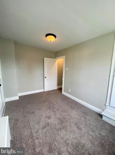 300 Walnut St, Hanover PA 17331-2536 exterior