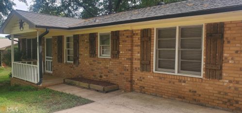 37 Orchard Cir, Commerce, GA 30529-1648