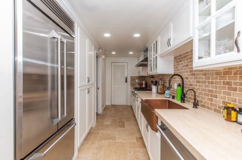 9439 Friendly Woods Ln, Whittier CA 90605-1657 exterior