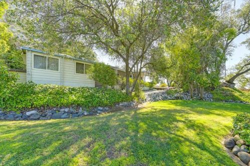 203 Robin Ln, Folsom, CA 95630-1725