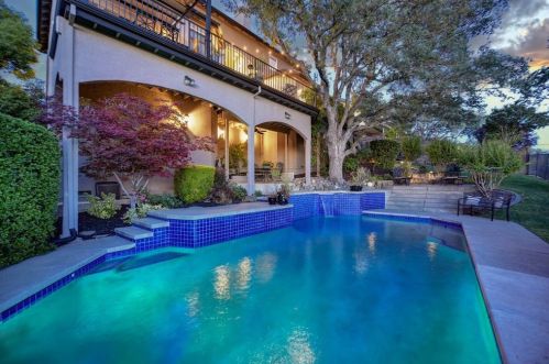 1050 Crestline Cir, Folsom, CA 95762-7223