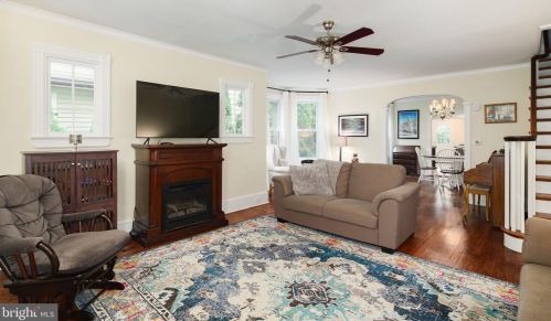 109 Center St, Tavistock NJ  08033-1803 exterior