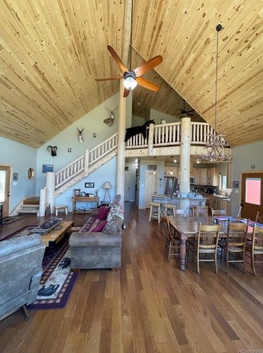 2221 Sigler Dr, Sangre De Cristo Ranches CO exterior