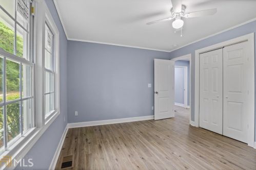 3824 Adamsville Dr, Atlanta GA  30331-3709 exterior