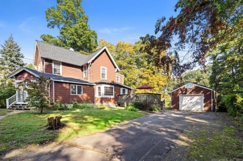 160 Long Hill Rd, Wapping, CT 06074-4213
