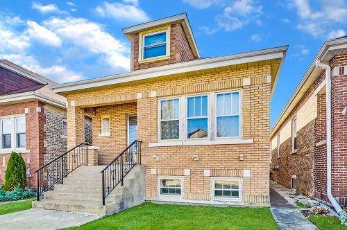 4937 Carmen Ave, Chicago, IL 60630-2423