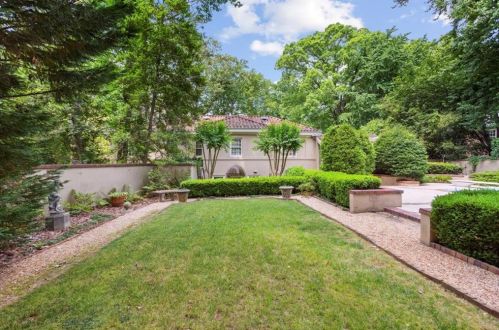 2515 Habersham Rd, Atlanta GA  30305-3566 exterior