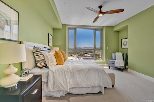 5144 Scholarship, Irvine CA  92612-5696 exterior