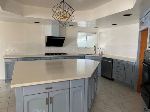 16275 Constable Rd, Riverside CA  92504-5624 exterior