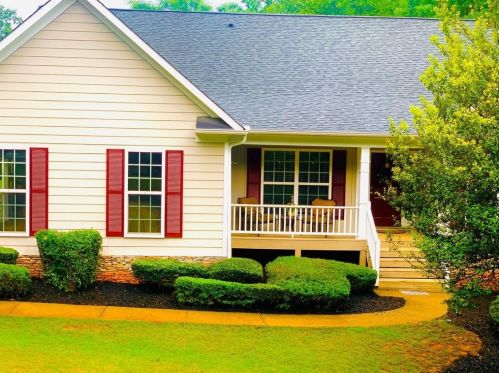 389 Crooked Creek Dr, Dahlonega, GA 30533-8772