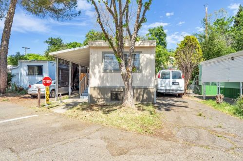31 Rocket Cir, Rancho Cordova, CA 95742-6405