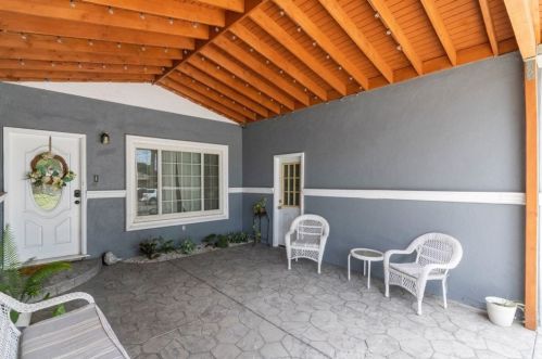 3056 Priscilla St, Riverside CA  92506-4314 exterior