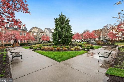 8810 Gunston St, Fulton MD  20759-2308 exterior