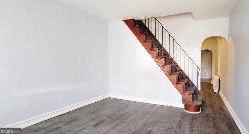 5986 20th St, Philadelphia, PA 19138-2447