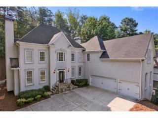 9455 Nesbit Lakes Dr, Alpharetta, GA 30022-4012