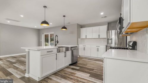 2912 Newcastle Ave, Silver Spring MD 20910-1216 exterior