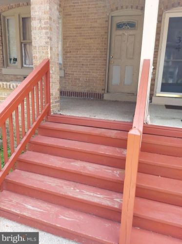 36 Elmhurst Ave, Trenton, NJ 08618-4404