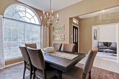 34 Gold Leaf Pl, Conroe TX  77384-3848 exterior