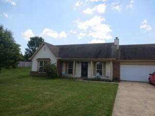 57 Squires Grove Dr, Crosstown, TN 38004-2705