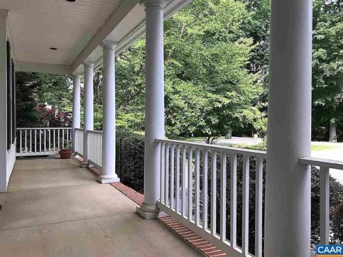 415 Pickett Ln, Charlottesville, VA 22901-0660