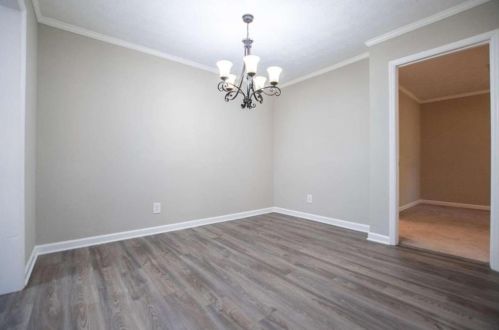 101 Country Park Dr, Smyrna GA  30080-8215 exterior