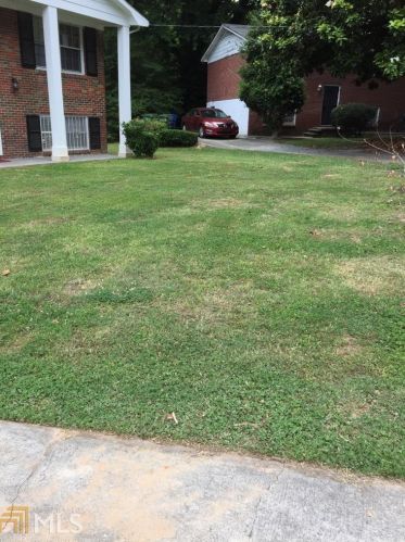 449 Charter Oak Dr, Atlanta GA  30331-3718 exterior