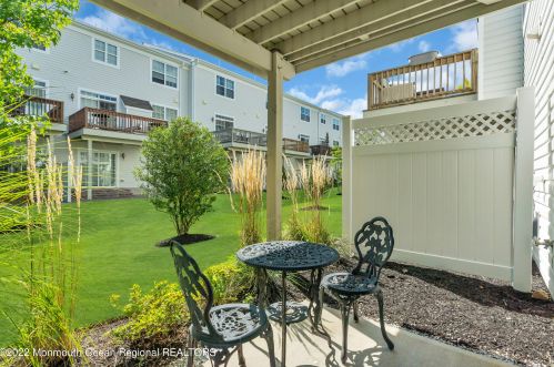 333 Princeton Ct, Tinton Falls NJ  07702-4058 exterior