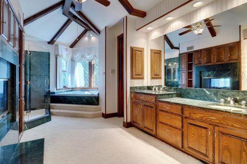 6908 Ridgewood Dr, Fort Worth TX  76132-4554 exterior