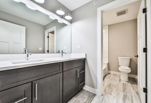 516 64th St, Willowbrook IL  60527-1812 exterior