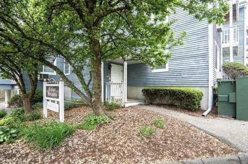 47 Cedar St, Norwalk CT  06854-1916 exterior