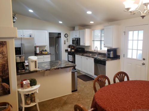 12824 Granada Dr, Poway, CA 92064-5753