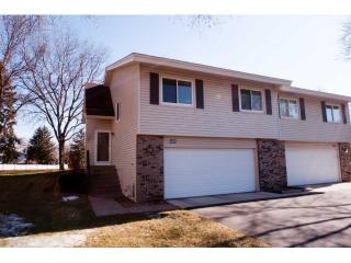 11173 Vessey Ct, Minneapolis, MN 55437-3141